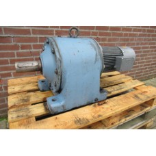 13  RPM 5,5 kW Asmaat  70 mm. Used